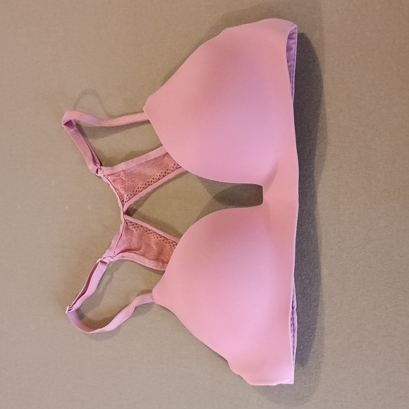 Victoria’s Secret Bra 32 C - Picture 1 of 6